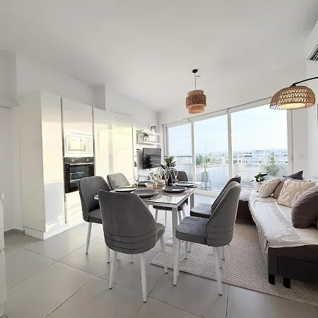 Appartement Luxury Penthouse With Pool & Terrace For 6 Guests *
