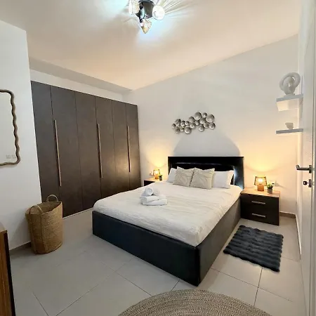 Appartement Luxury Penthouse With Pool & Terrace For 6 Guests Tal-Hriereb